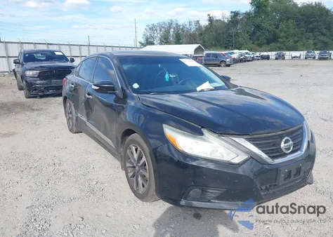 2016 Nissan Altima 2.5 Sv z USA, uszkodzony, nr VIN 1N4AL3AP9GC113985
